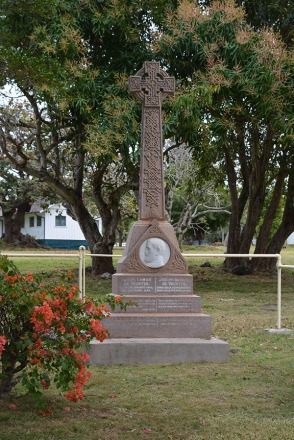 Fr Damien monument Kalaupapa